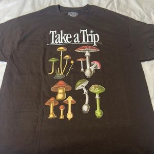 New Descendants XL T shirt